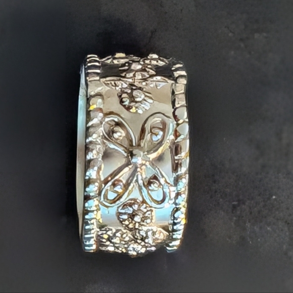 Solid Sterling Silver Cigar Band Floral Ring Size 8 - Picture 3 of 10